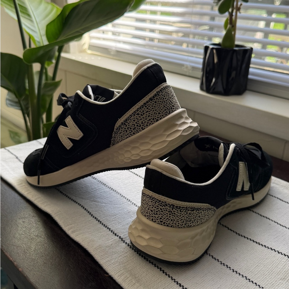 New Balance X70 Black and Cream Athletic Sneakers Brand New - Picture 11 of 15
